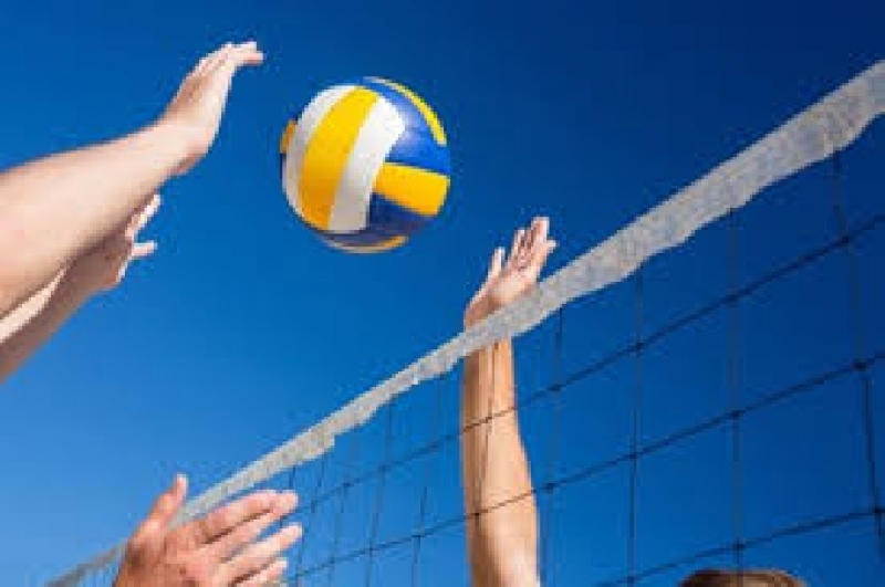 Благотворителен турнир по плажен волейбол в Божурище