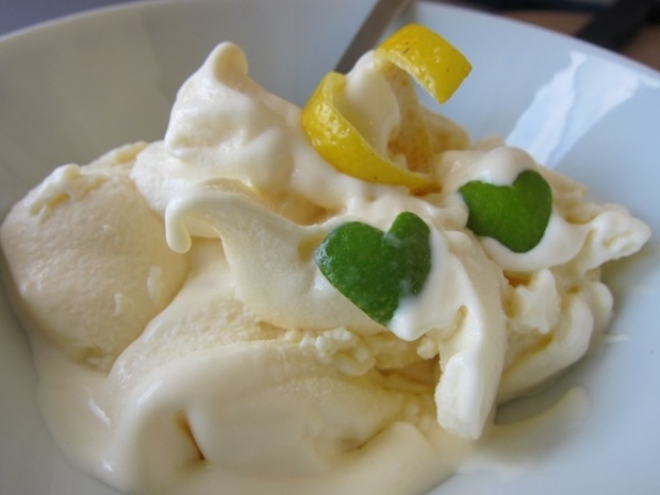 Домашен лимонов сладолед  