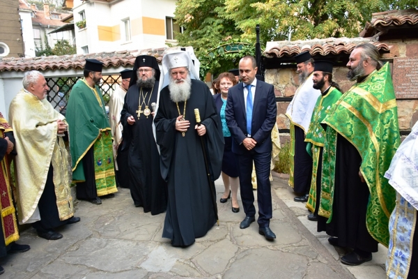 Враца посрещна Българският патриарх Неофит