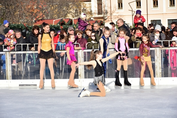 Ледено шоу аплодираха жителите и гостите на Враца