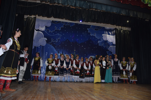 Коледен концерт зарадва жителите и гостите на Градец
