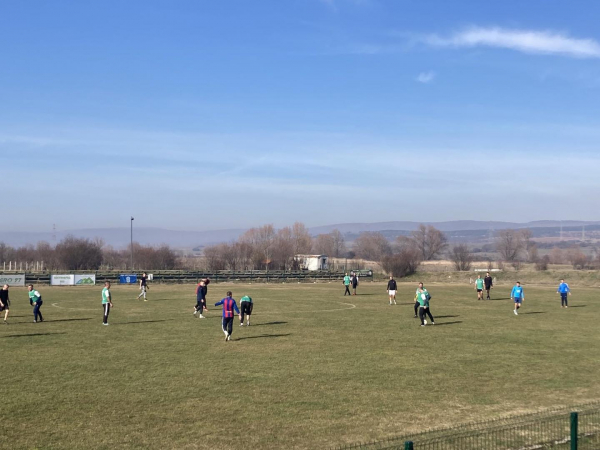 2023 г. в община Костинброд започна с традиционна футболна среща „Женени срещу Ергени“