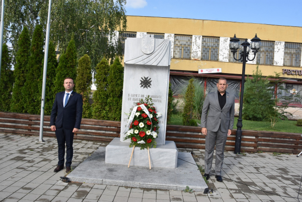 Община Костинброд отбеляза 138 години от Съединението на България