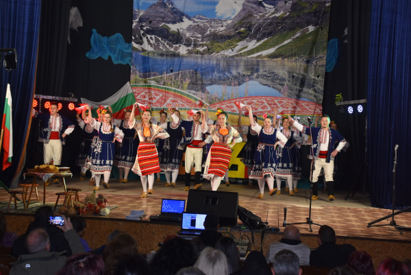 По случай Деня на християнското семейство в село Петърч се проведе празничен концерт