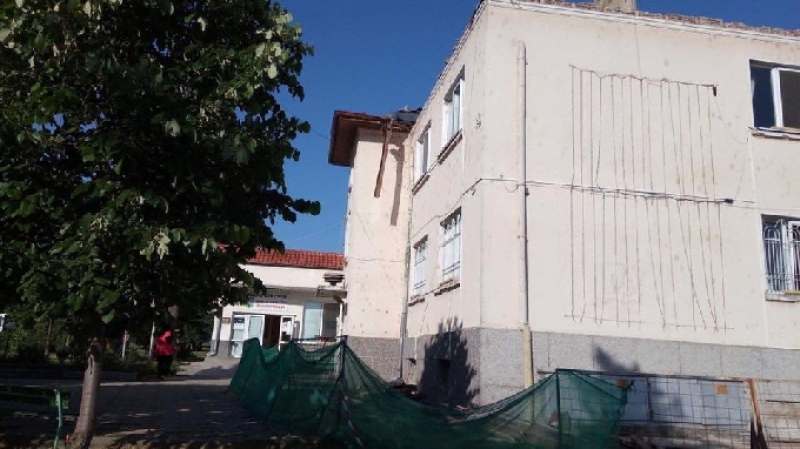 Стартира ремонт на сградата на общинска администрация в Божурище