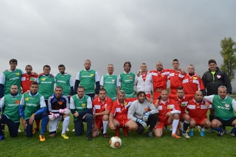 Футболна среща с благотворителна кауза в Костинброд