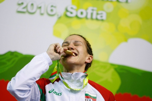 Станимира Петрова – световен шампион по бокс: „България си е моето място, моята държава, тя живее в сърцето ми!“