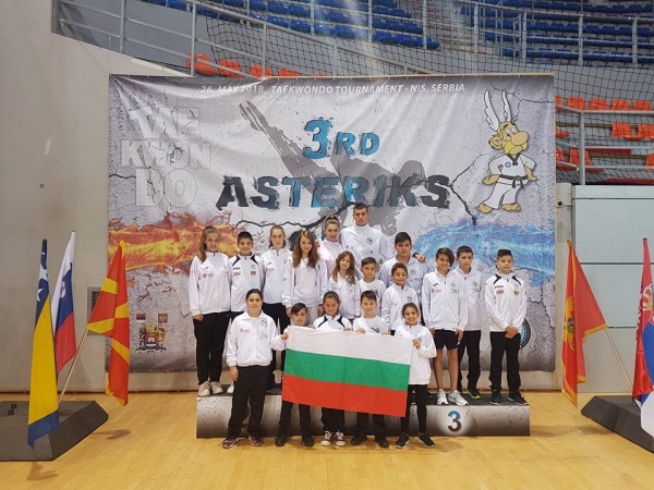 Малките таекуондисти на Своге с 10 медала от състезание в Ниш 