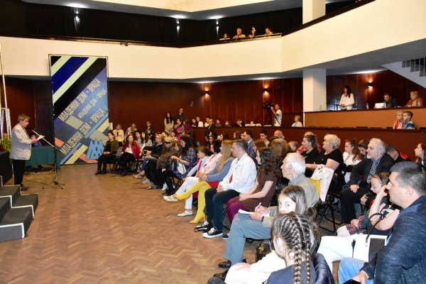 Заместник-кметът Петя Долапчиева откри конкурс за Ботева и възрожденска поезия