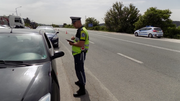 480 шофьорски книжки са отнели от Пътна полиция през изминалата седмица