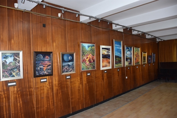 В Костинброд откриха изложба на Денислав Тодоров