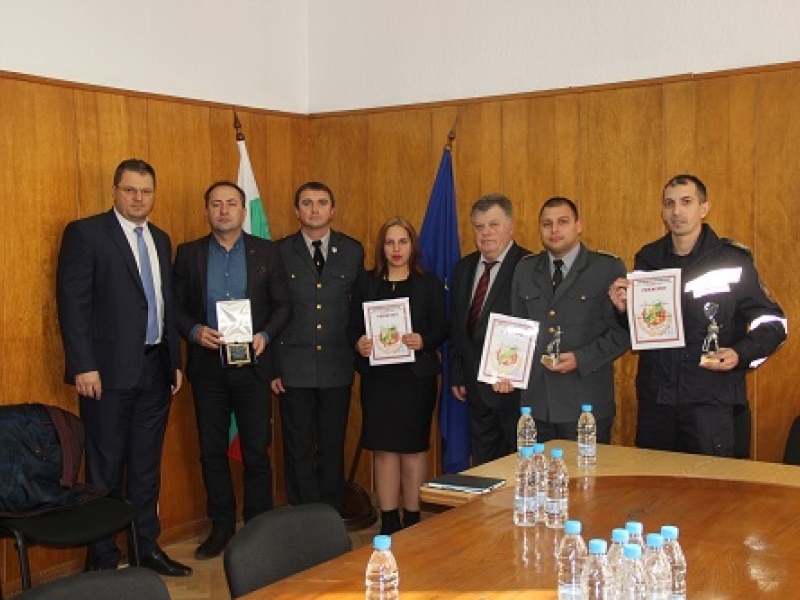 Кметът на Драгоман с отличие от РДПБЗН-София в областния етап „Пожарникар на годината 2019“