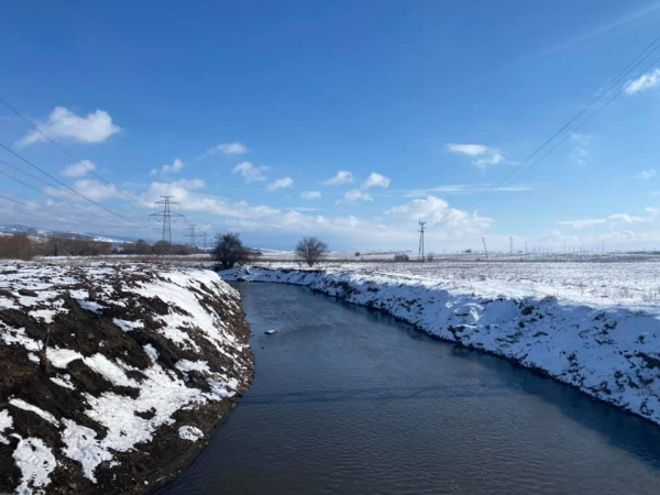 Продължава работата по река Сливнишка в село Петърч