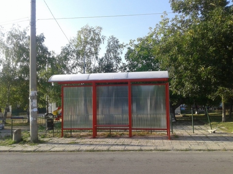 Ремонт на автобусни спирки в община Божурище