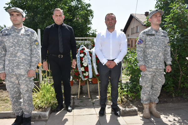 В Костинброд почетоха саможертвата на военния пилот полковник Радослав Димитров