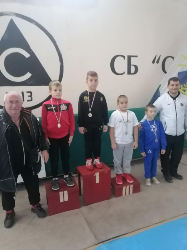 Отново медал за клуб „Белица-Костинброд“ на турнира по борба