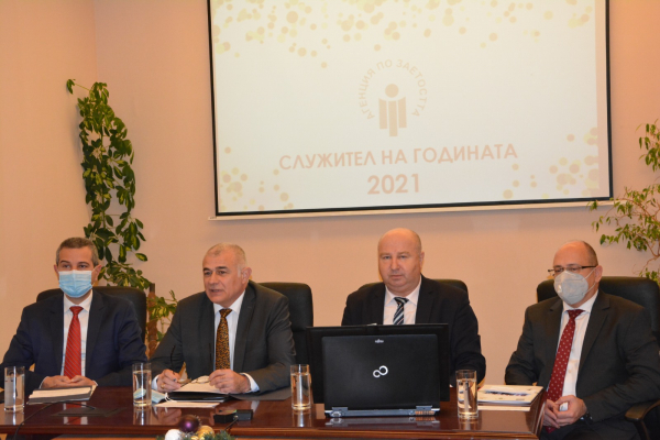 Министър Гьоков: Необходими са повече усилия за намаляване на продължително безработните