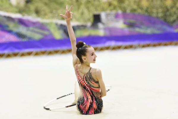 Александра Александрова от Божурище с отлично представяне на международния турнир по художествена гимнастика „Купа Феникс“