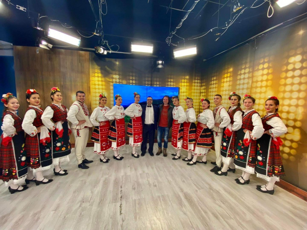 Танцов състав „Релакс“, с. Петърч ще представи в телевизионен ефир автентични народни танци