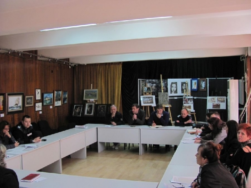 Работна среща на тема „Закрила на детето“ в Костинброд