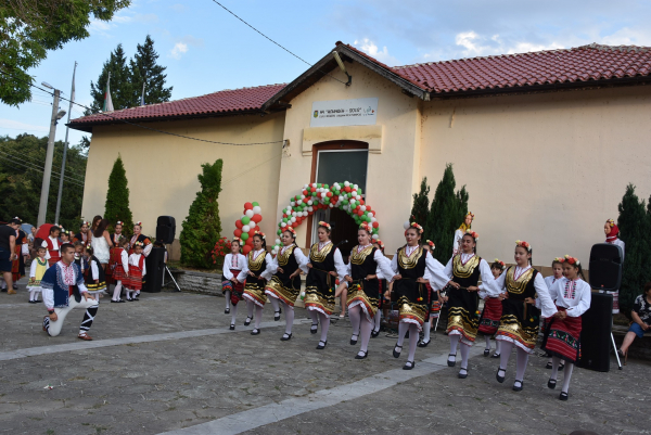 Проведе се традиционния събор в село Безден