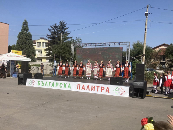 ТС„Зорница Junior“ се включи във фестивала „Българска палитра“ в  София