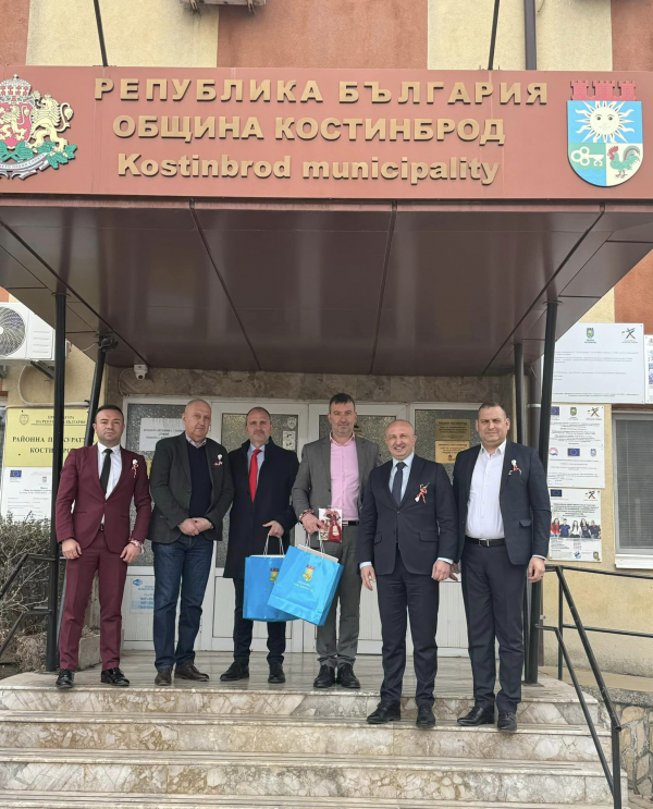 Посланикът на Република Сърбия посети община Костинброд