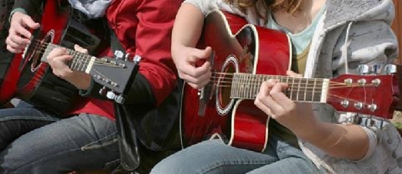 Предстоящо откриване на школа по китара в Божурище