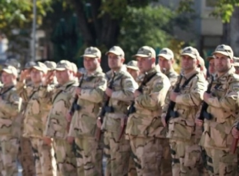 Министерството на отбраната дава възможност на 486 младежи и девойки да станат професионални войници