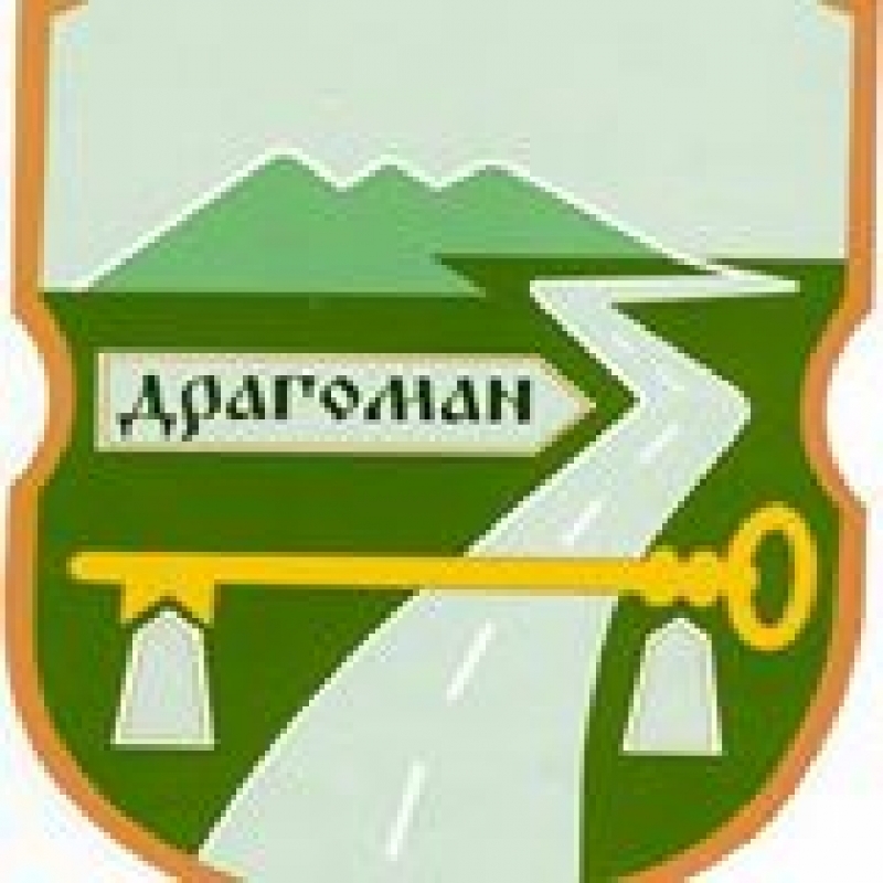 Герб на капот